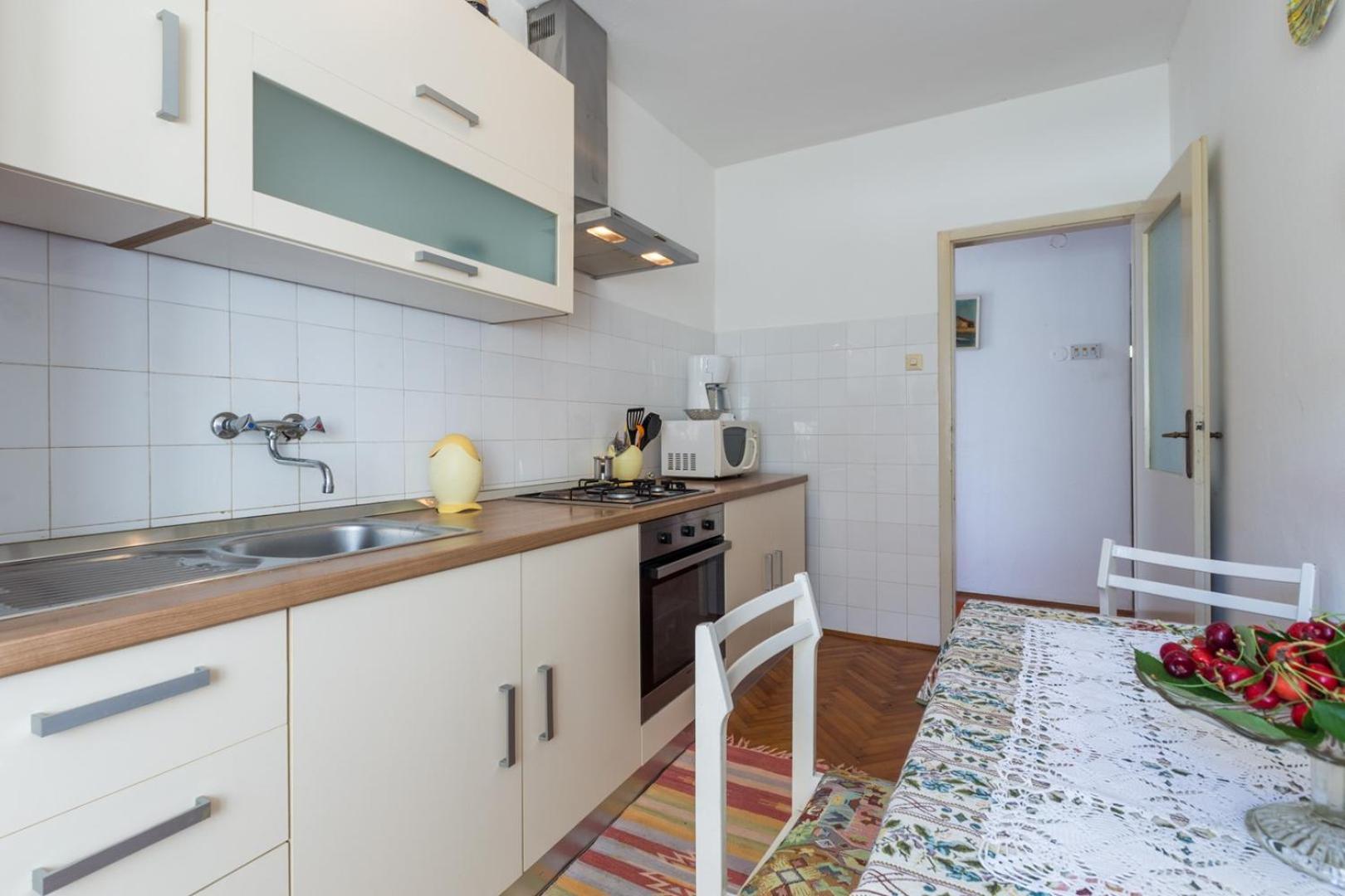 Anamarija Apartments Near The Beach And The Fantastic Adria Sea With Over 10 Small Islands Close By フンタナ エクステリア 写真