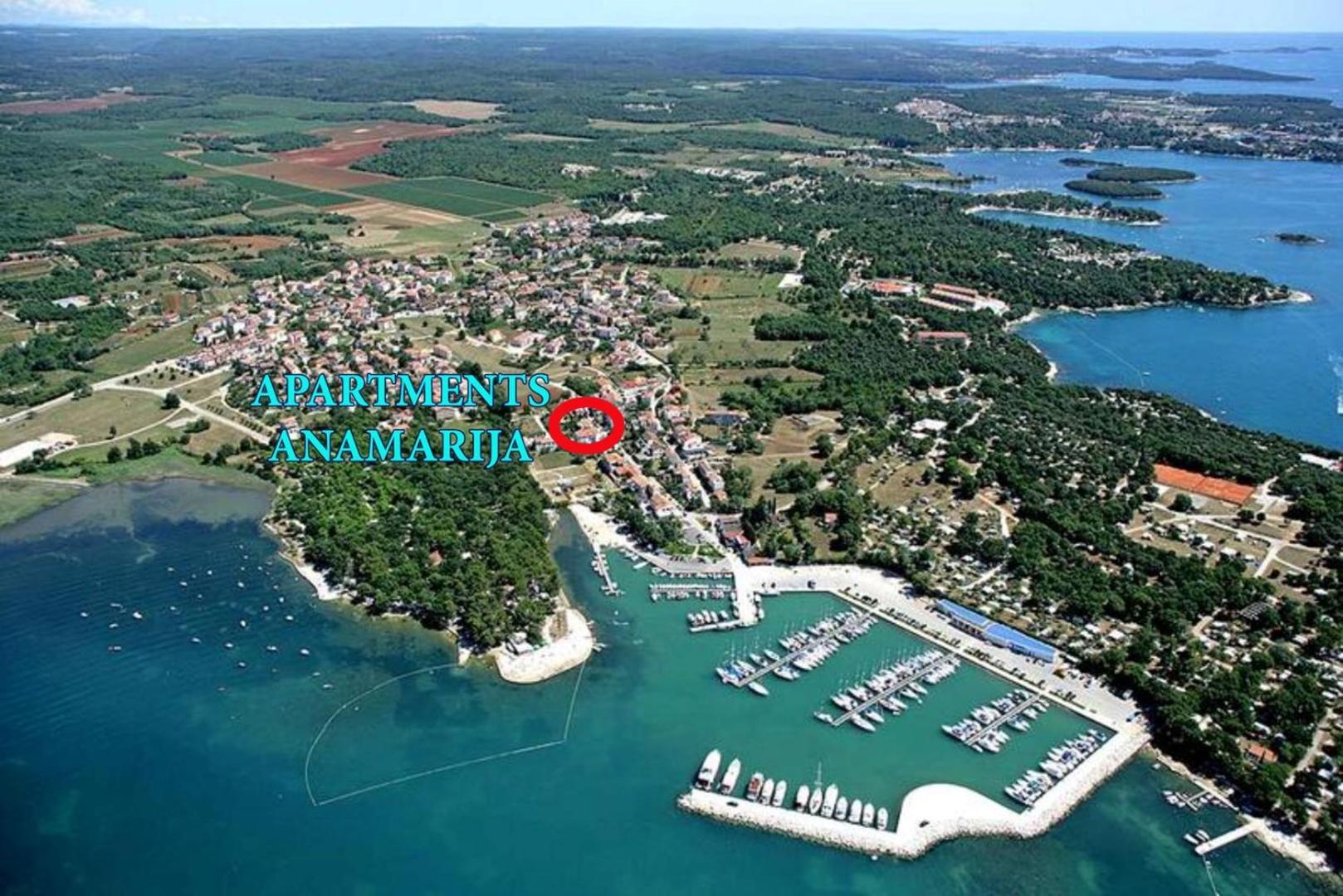 Anamarija Apartments Near The Beach And The Fantastic Adria Sea With Over 10 Small Islands Close By フンタナ エクステリア 写真