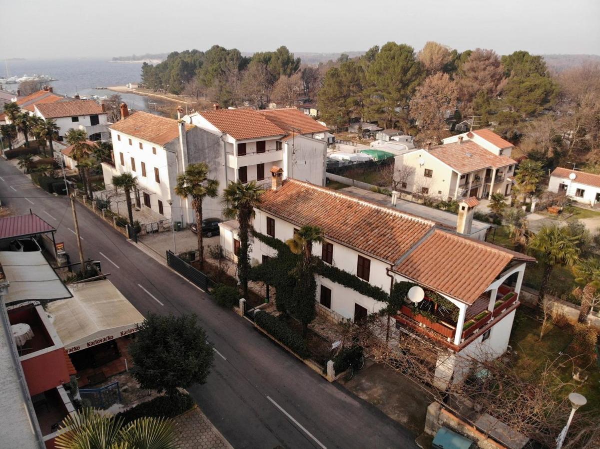 Anamarija Apartments Near The Beach And The Fantastic Adria Sea With Over 10 Small Islands Close By フンタナ エクステリア 写真