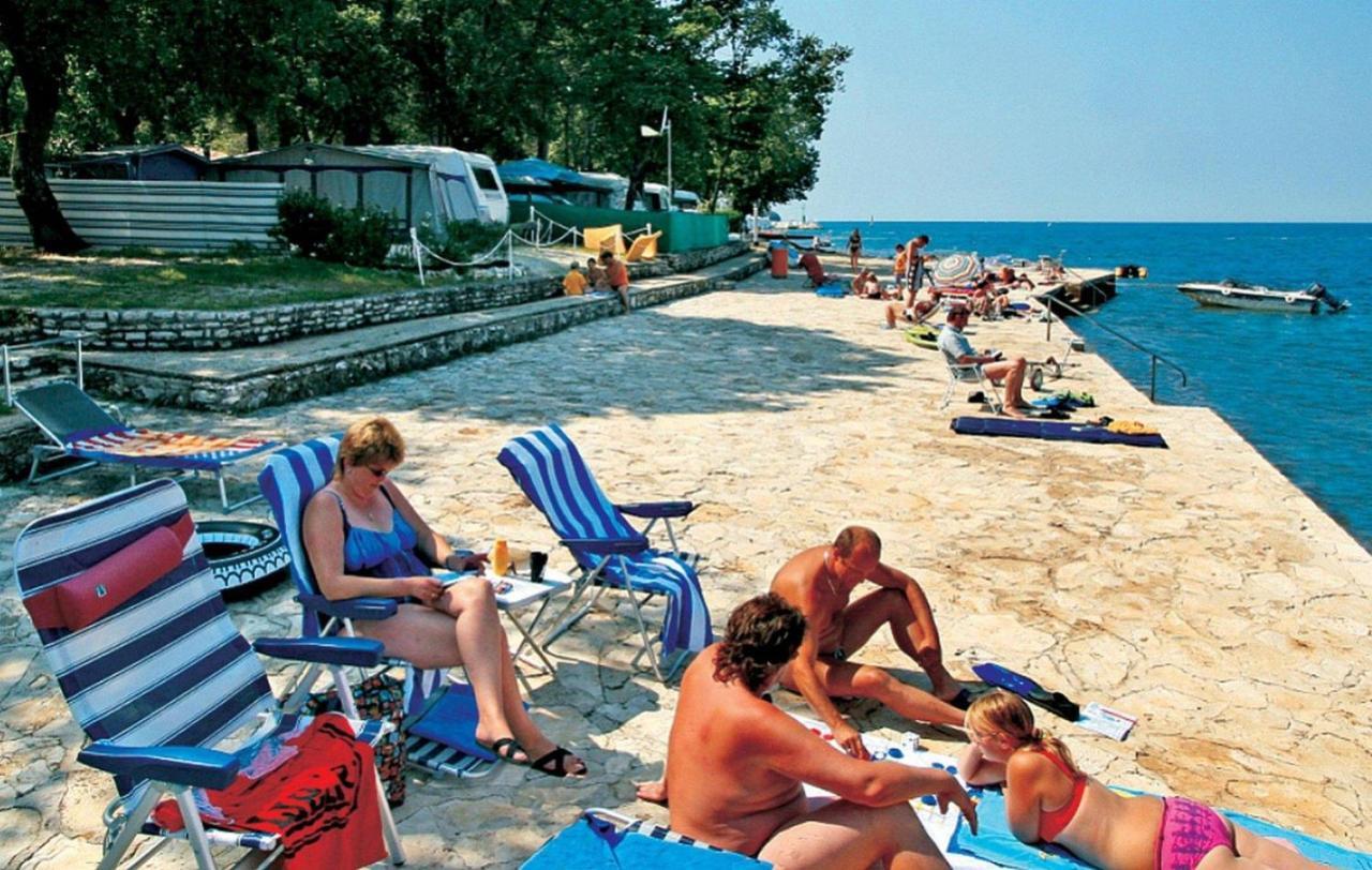 Anamarija Apartments Near The Beach And The Fantastic Adria Sea With Over 10 Small Islands Close By フンタナ エクステリア 写真